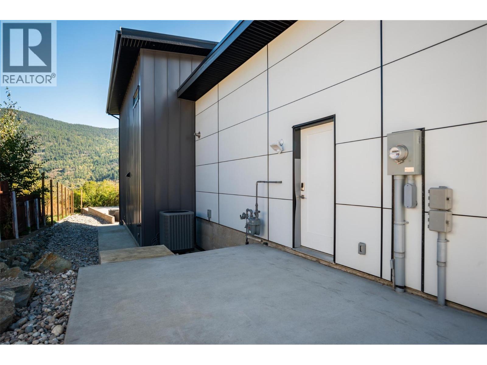 3429 8TH Avenue, Castlegar