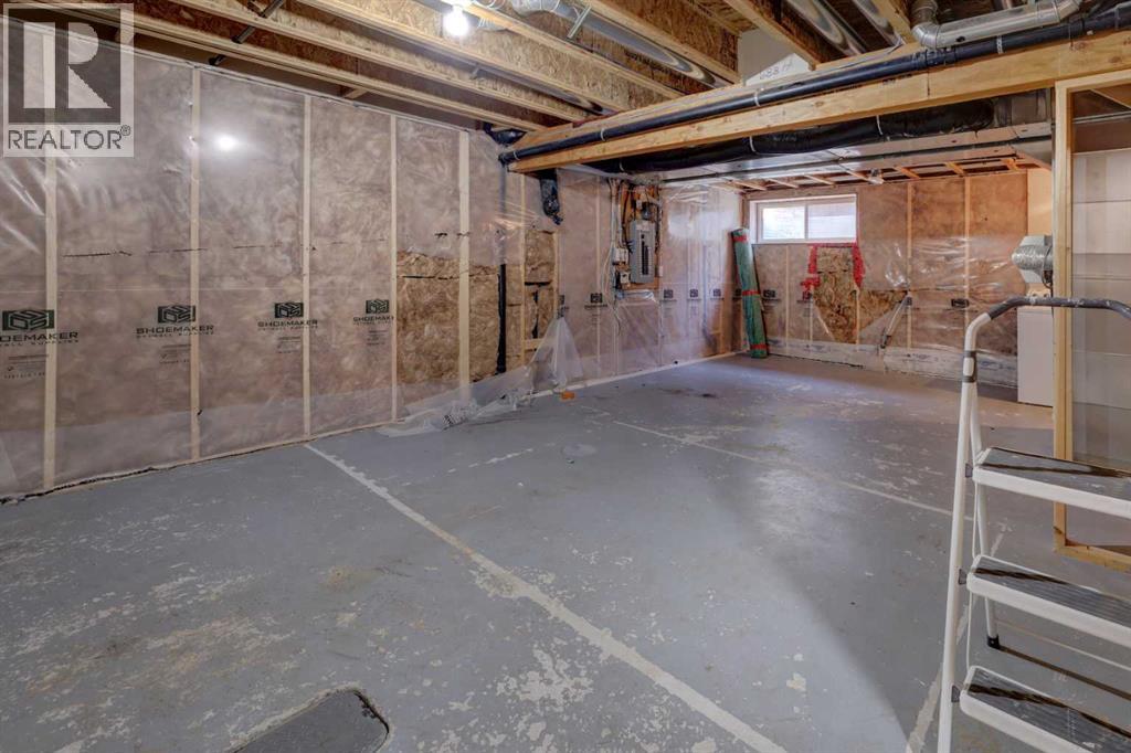 Single Family House for Sale in  Evansborough Way NW Evanston Calgary 