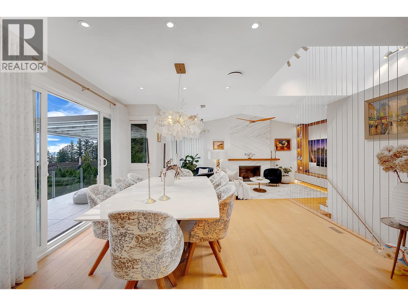 3706 SOUTHRIDGE PLACE, West Vancouver