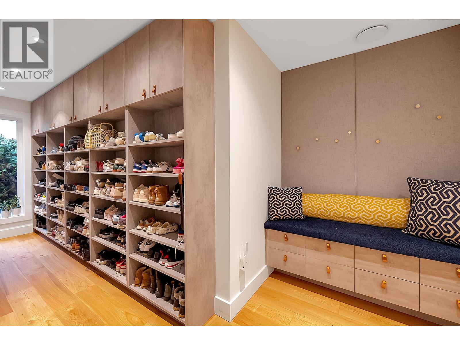 3706 SOUTHRIDGE PLACE, West Vancouver