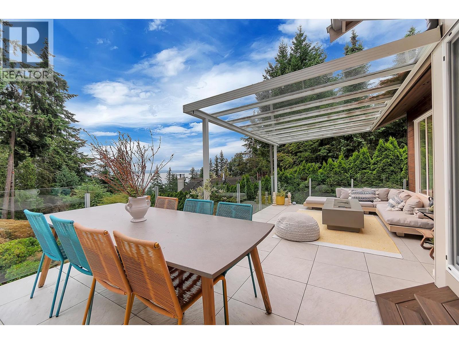 3706 SOUTHRIDGE PLACE, West Vancouver