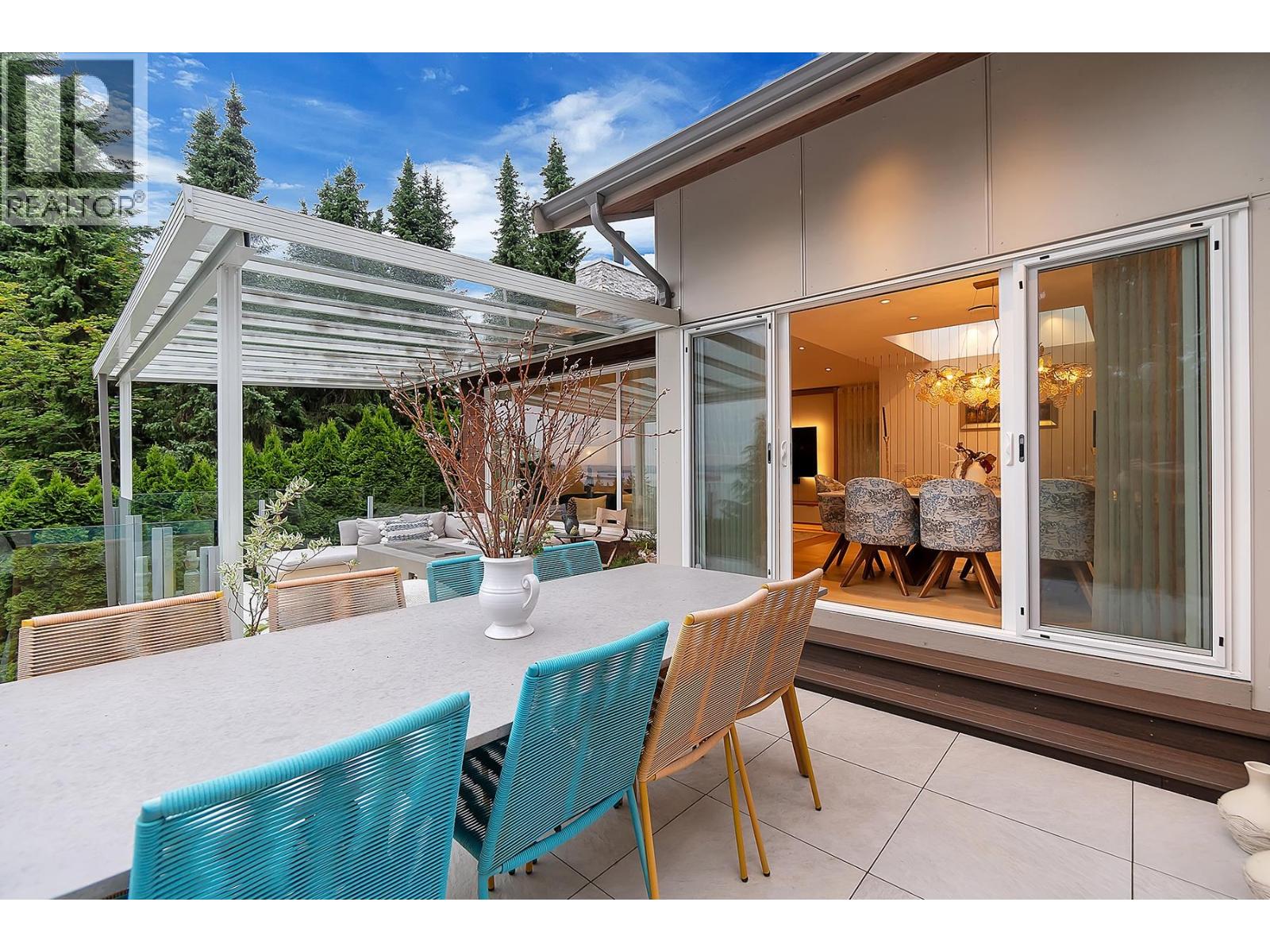 3706 SOUTHRIDGE PLACE, West Vancouver