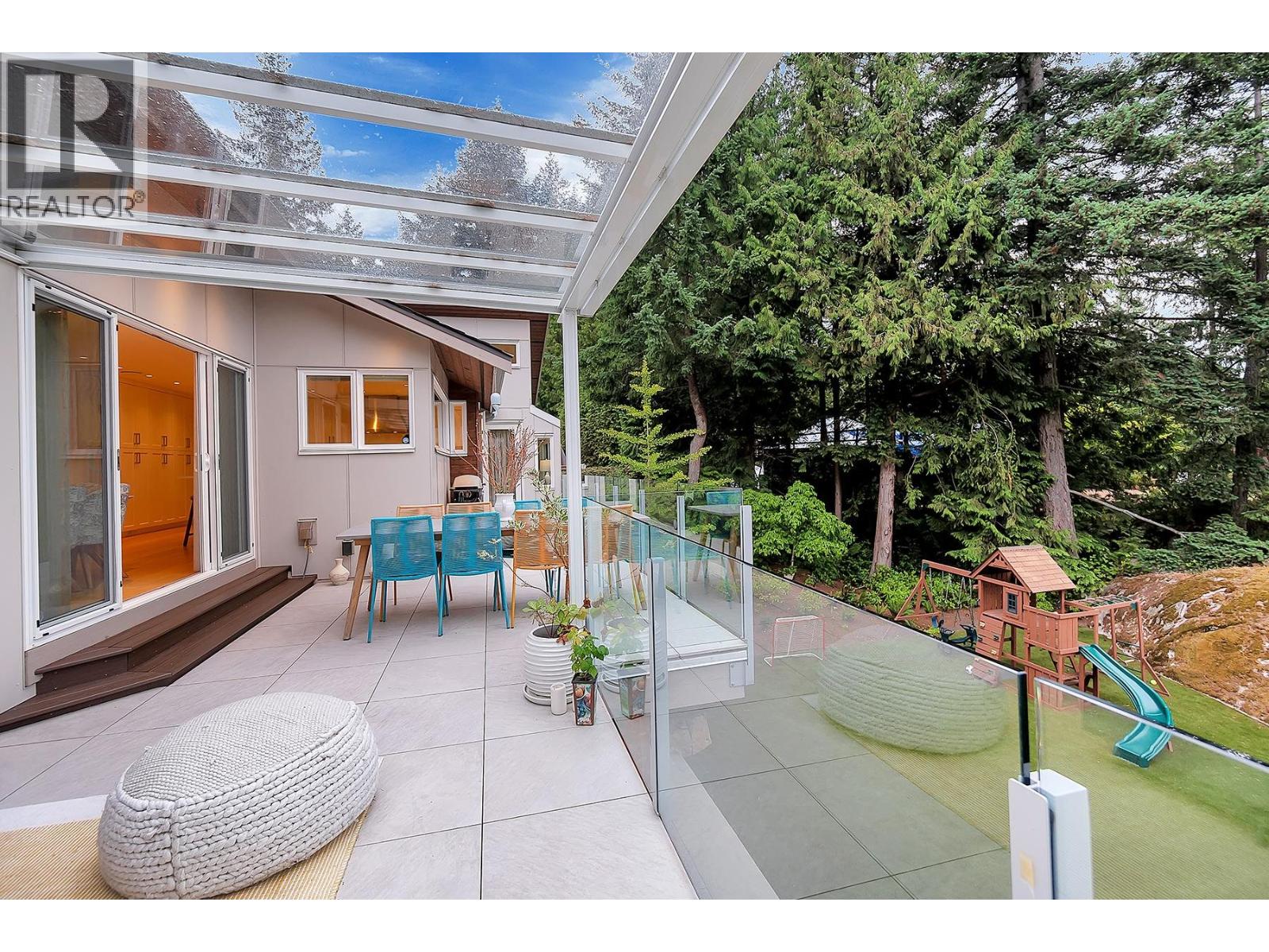 3706 SOUTHRIDGE PLACE, West Vancouver