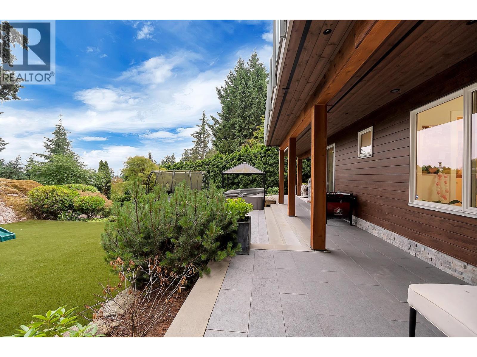 3706 SOUTHRIDGE PLACE, West Vancouver