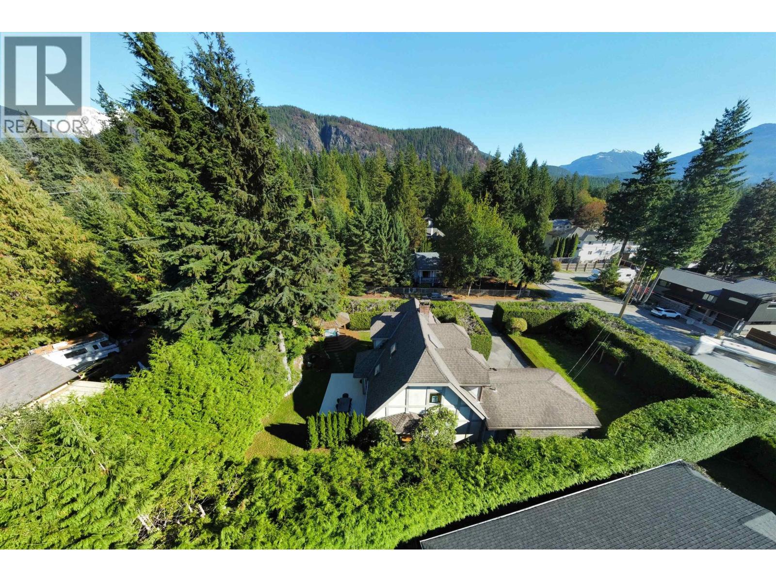 1159 AXEN ROAD, Squamish