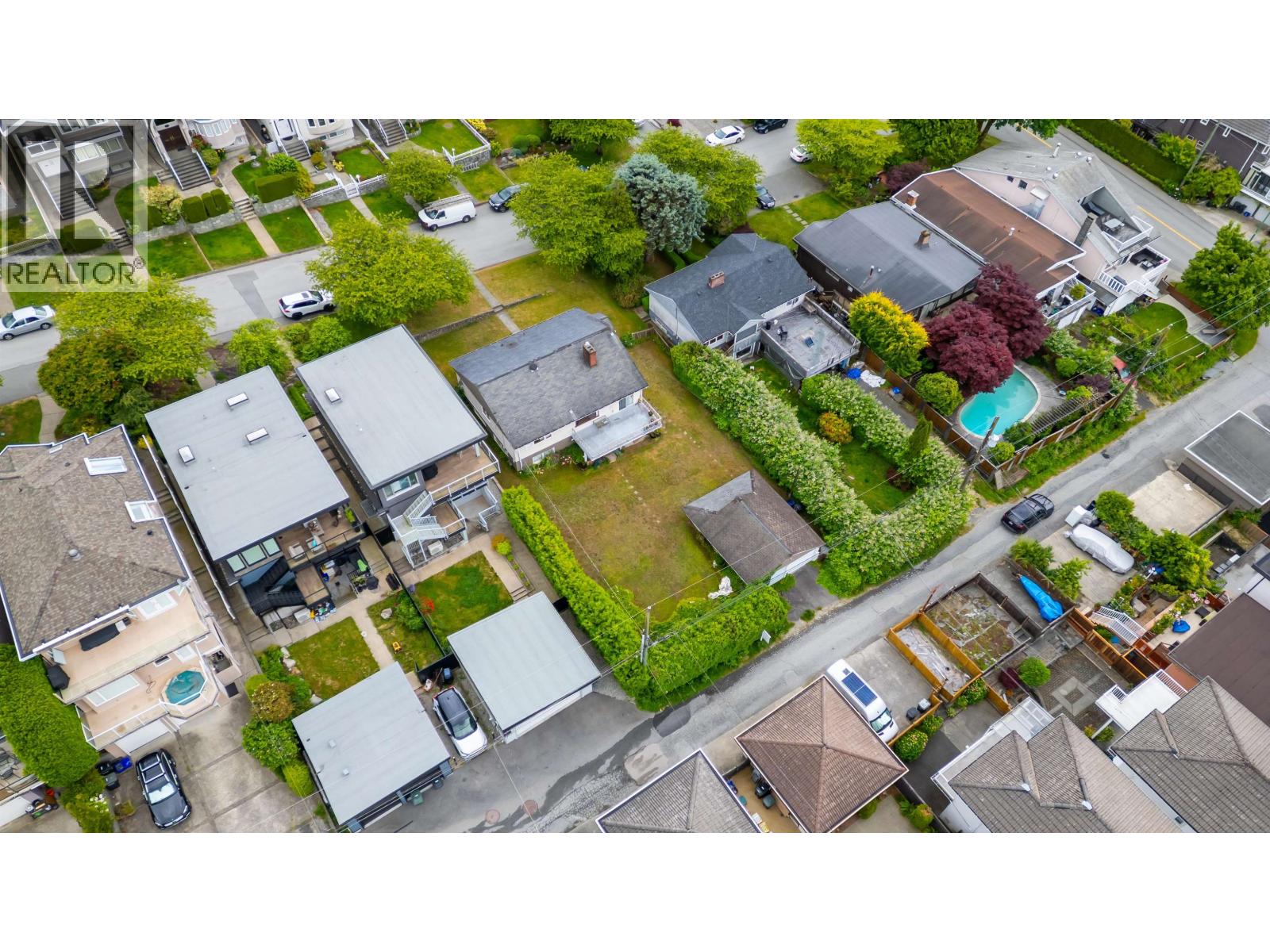 55 N SPRINGER AVENUE, Burnaby