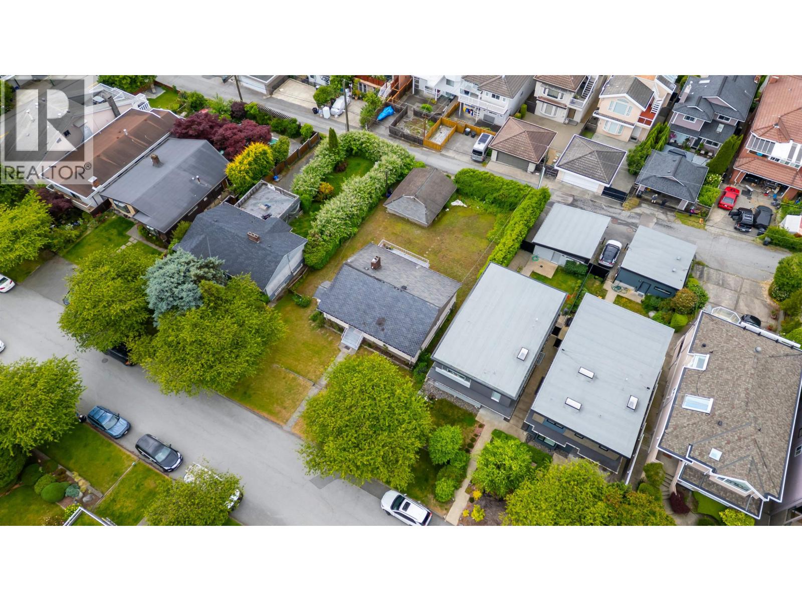 55 N SPRINGER AVENUE, Burnaby