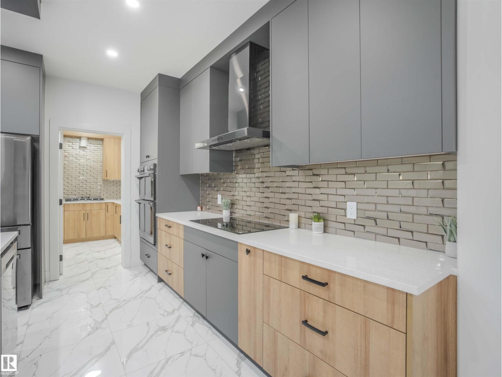 1305 ADAMSON DR SW, Edmonton