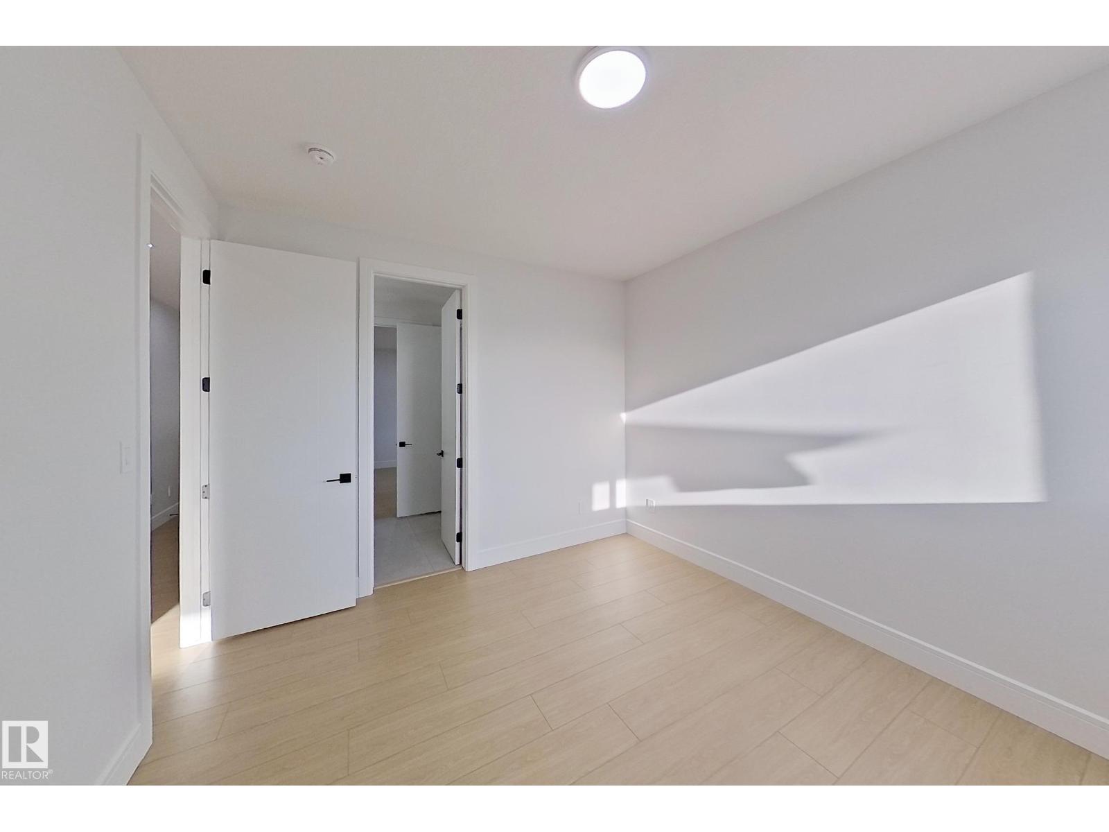 109 29A ST SW, Edmonton