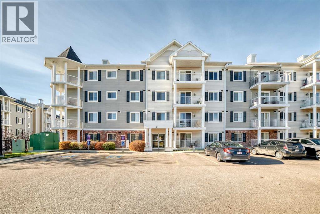 Single Family House for Sale in   Country Village Manor NE Country Hills Village Calgary 