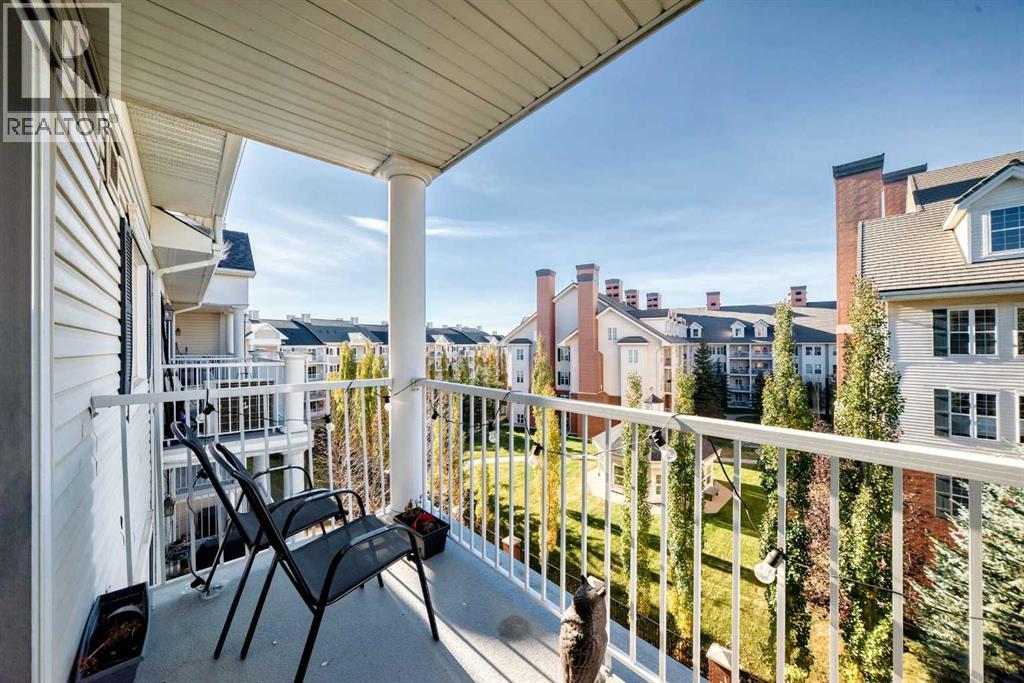 Single Family House for Sale in   Country Village Manor NE Country Hills Village Calgary 