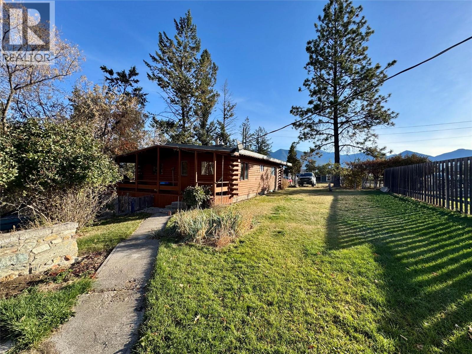 9209 MOFFAT AVENUE - 23