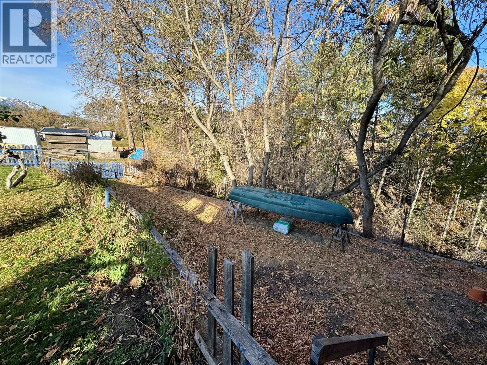 9209 MOFFAT AVENUE - 19