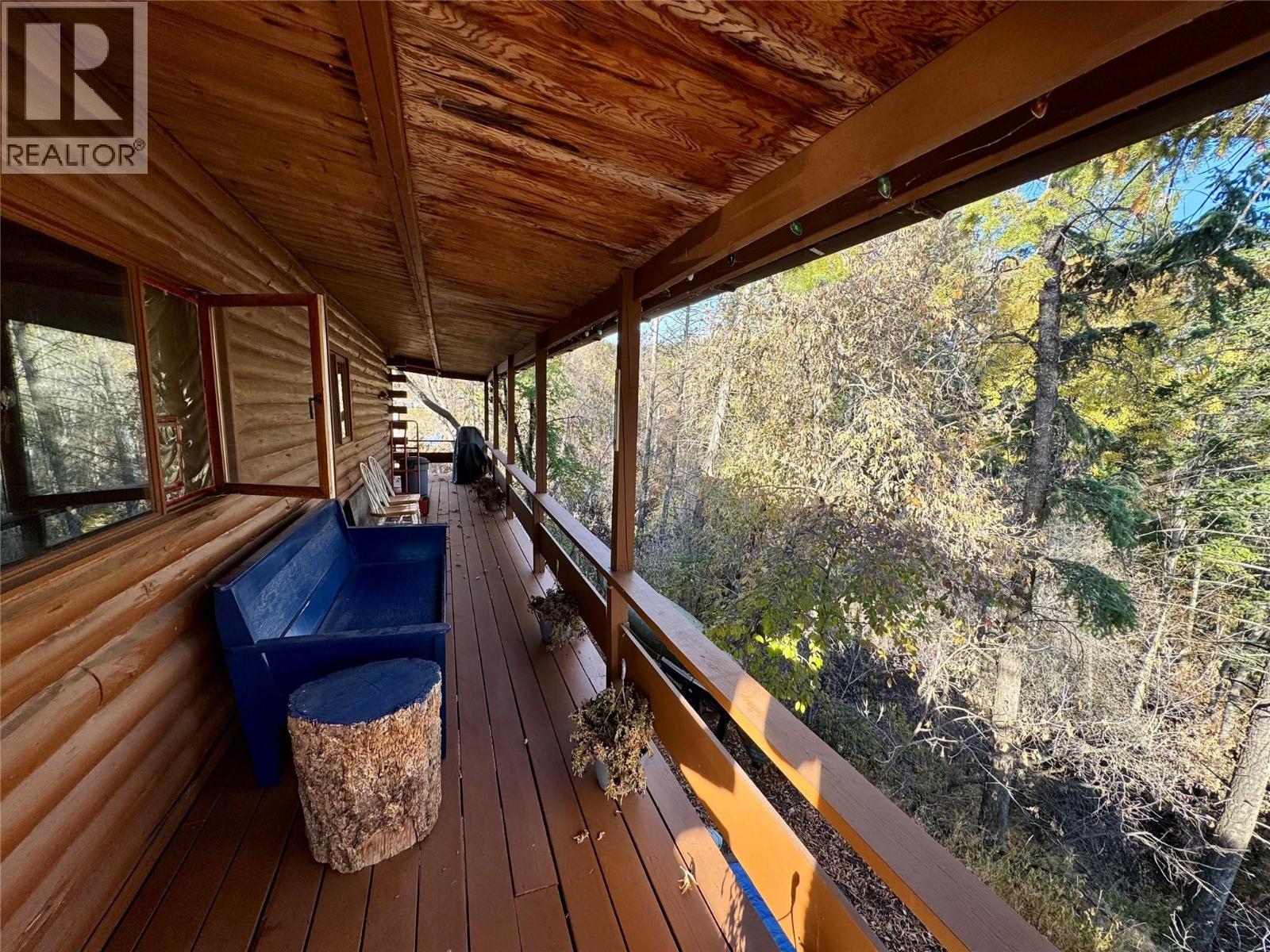 9209 MOFFAT AVENUE - 25