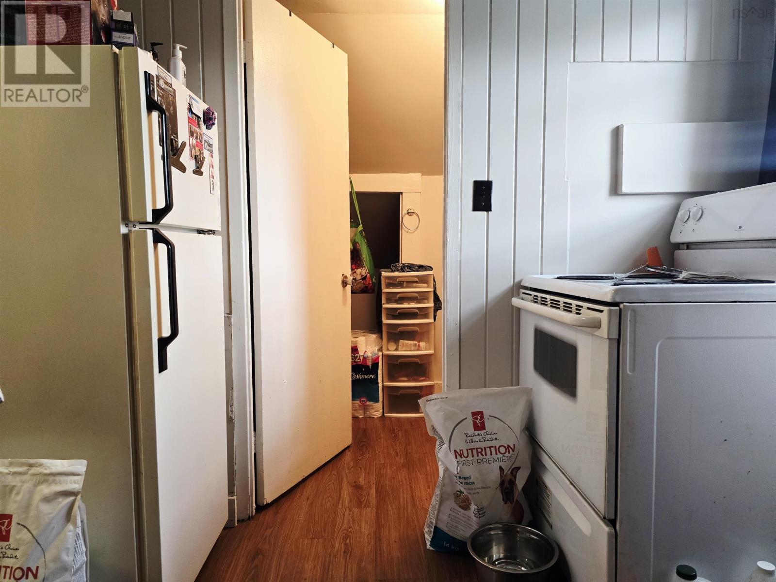 Property 15 of 29 of 2096 Diamond Street