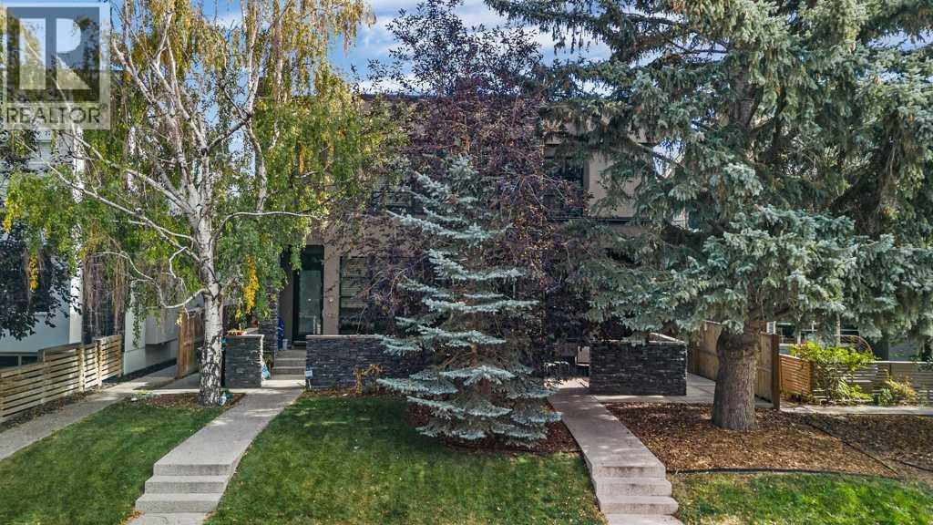 Single Family House for Sale in    Street SW Killarney/Glengarry Calgary 