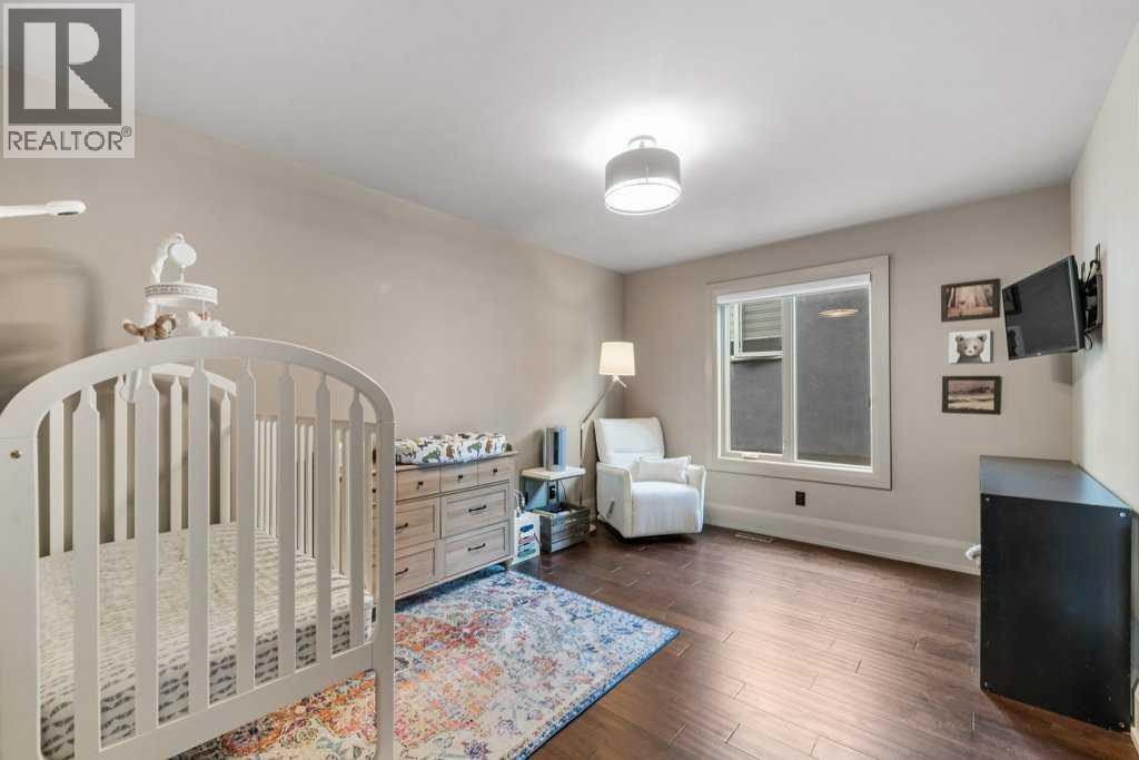 Single Family House for Sale in    Street SW Killarney/Glengarry Calgary 