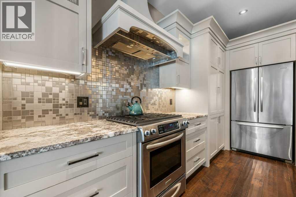 Single Family House for Sale in    Street SW Killarney/Glengarry Calgary 