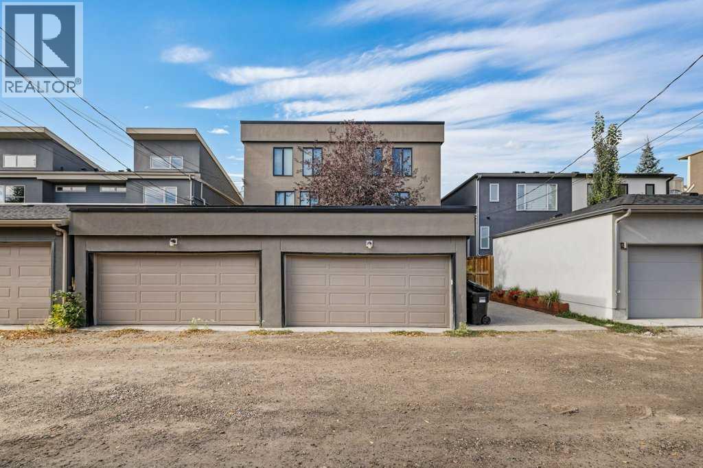 Single Family House for Sale in    Street SW Killarney/Glengarry Calgary 