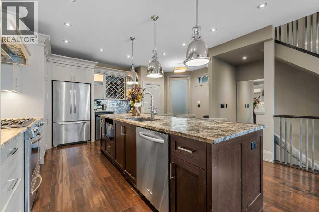Single Family House for Sale in    Street SW Killarney/Glengarry Calgary 