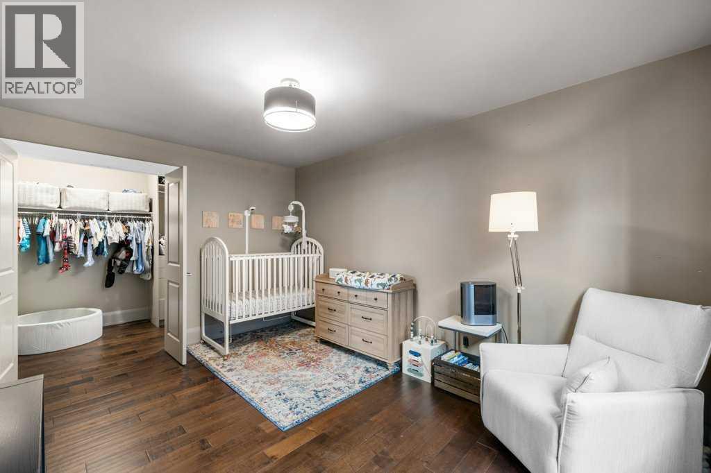 Single Family House for Sale in    Street SW Killarney/Glengarry Calgary 