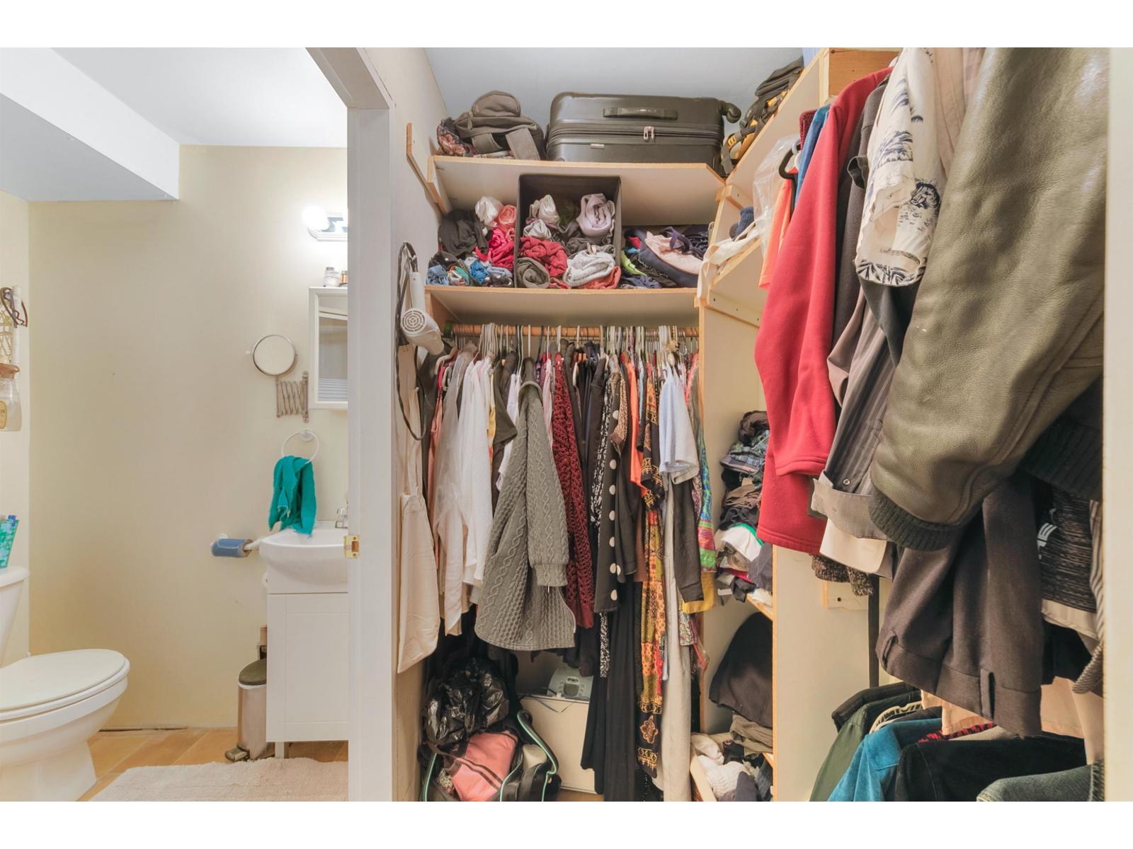 11253 GLENBROOK, Delta