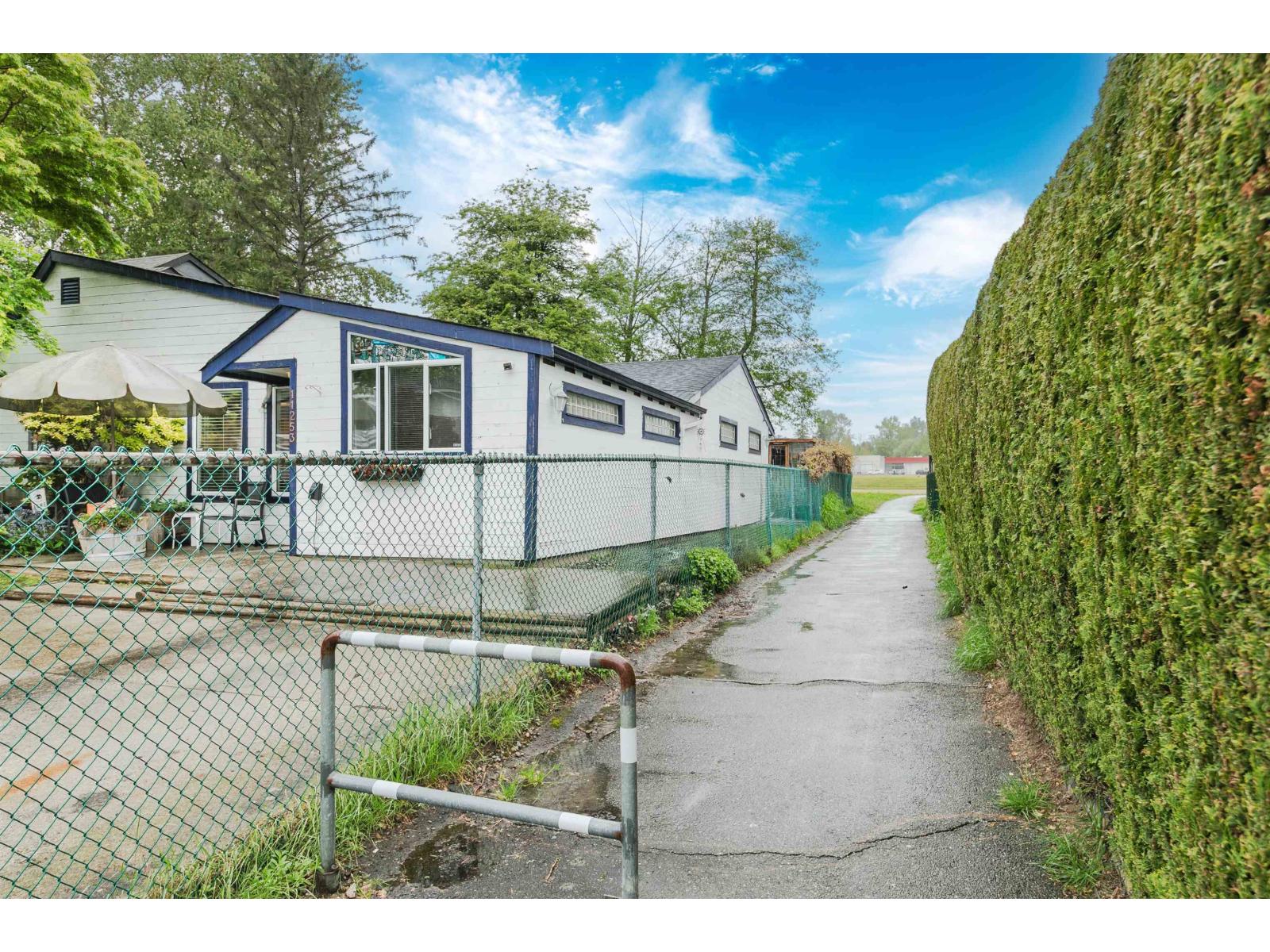 11253 GLENBROOK, Delta