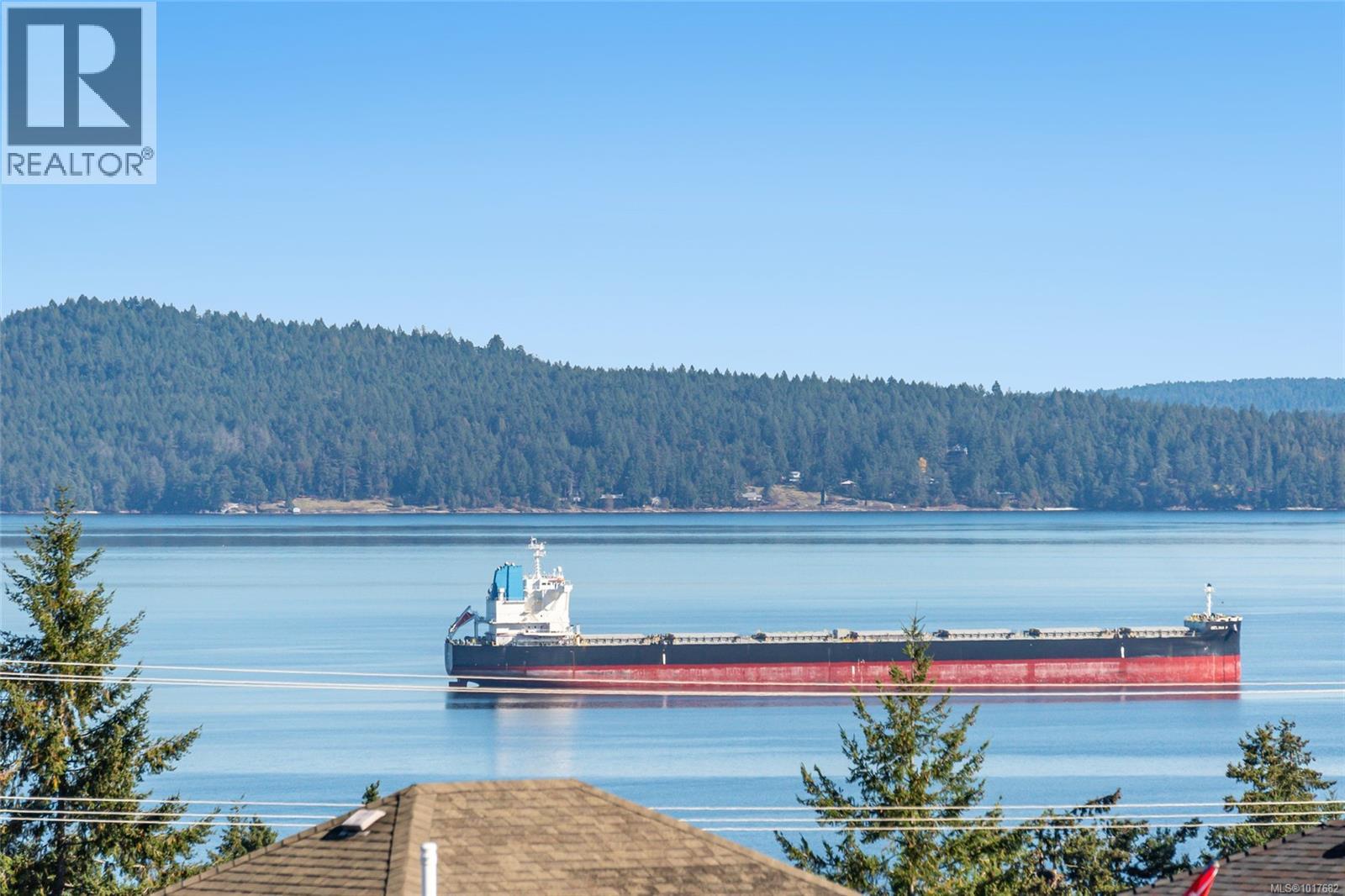 526 Douglas Pl, Ladysmith