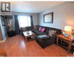 Bedroom - Pt Sw-15-28-23w3, Kindersley Rm No  290, SK S0L1S0 Photo 10