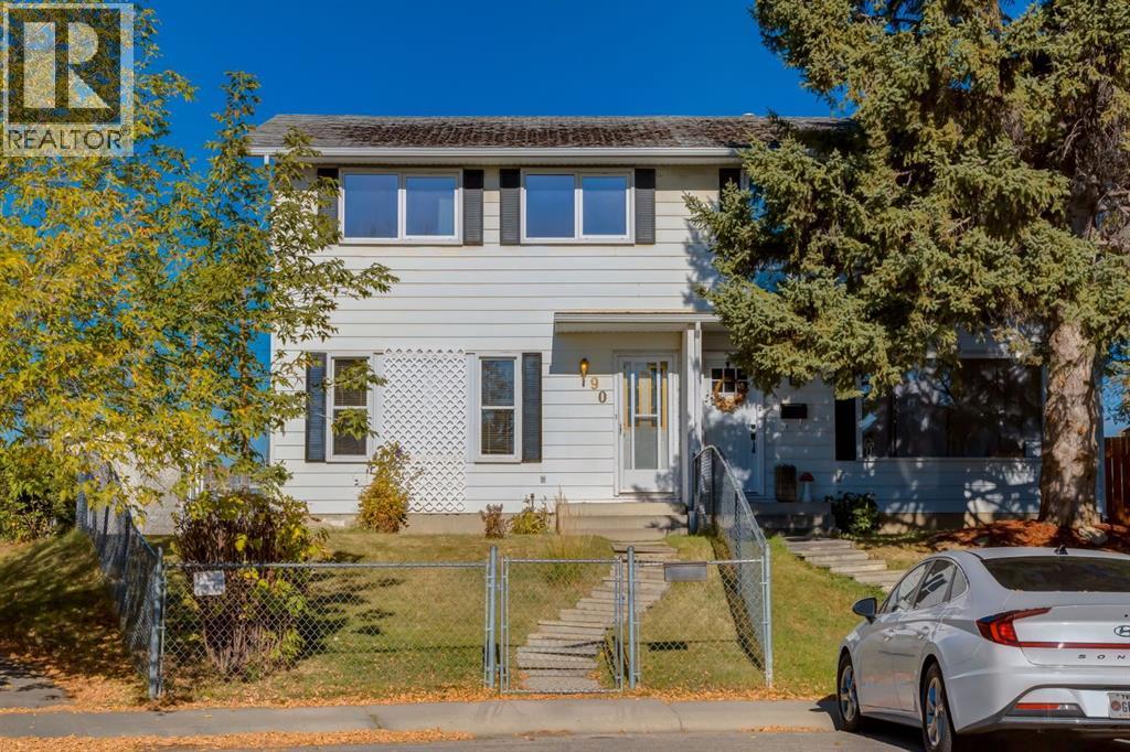 Single Family House for Sale in  Allandale Close SE Acadia Calgary 