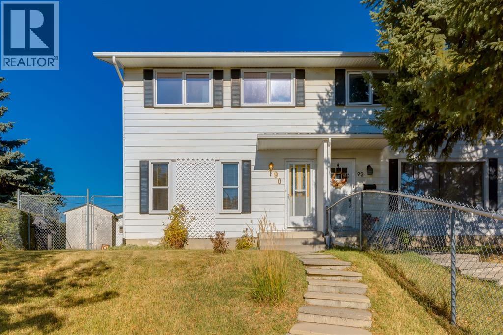 Single Family House for Sale in  Allandale Close SE Acadia Calgary 