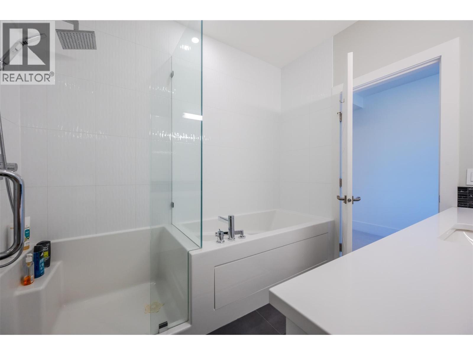  2776 Hawthorn Drive, Penticton