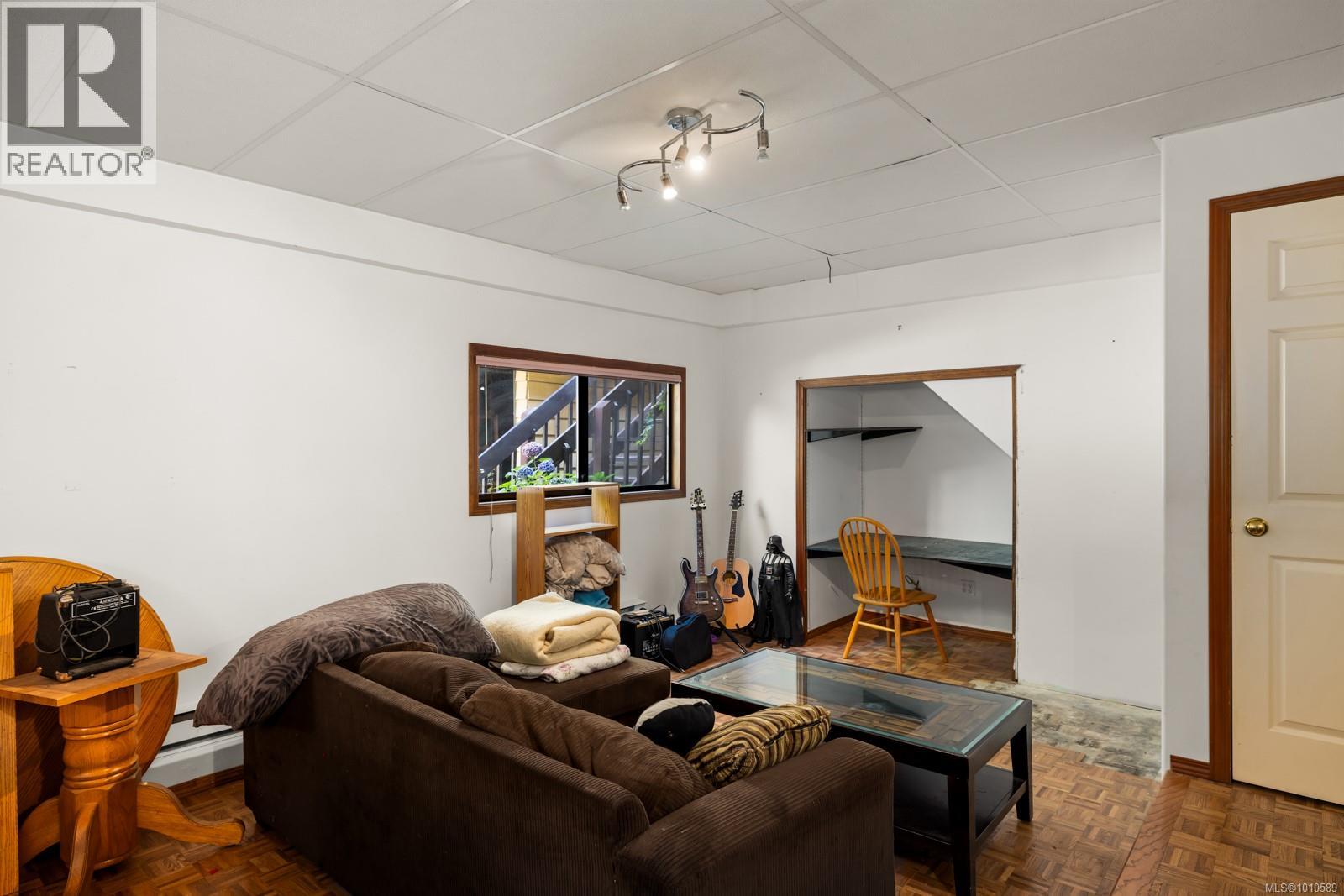 3361 St. Troy Pl, Colwood