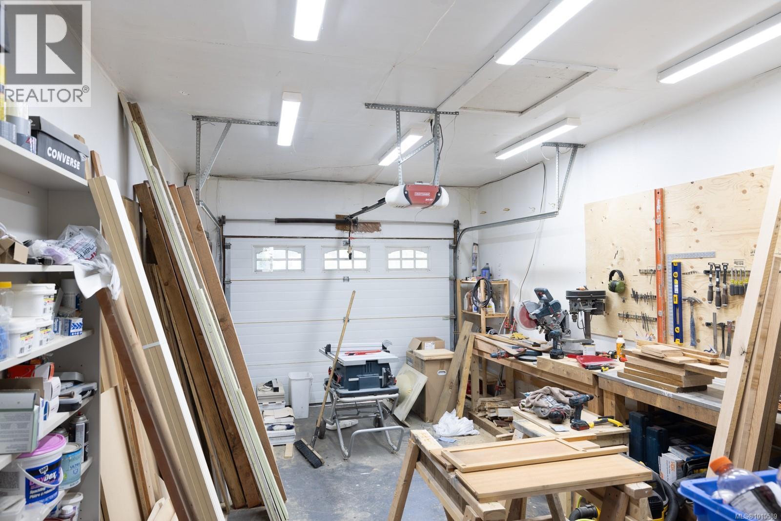 3361 St. Troy Pl, Colwood