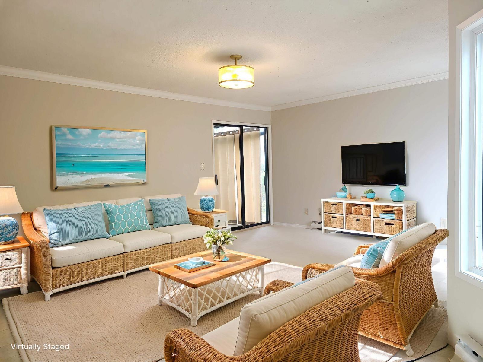 111 1521 BLACKWOOD STREET, White Rock