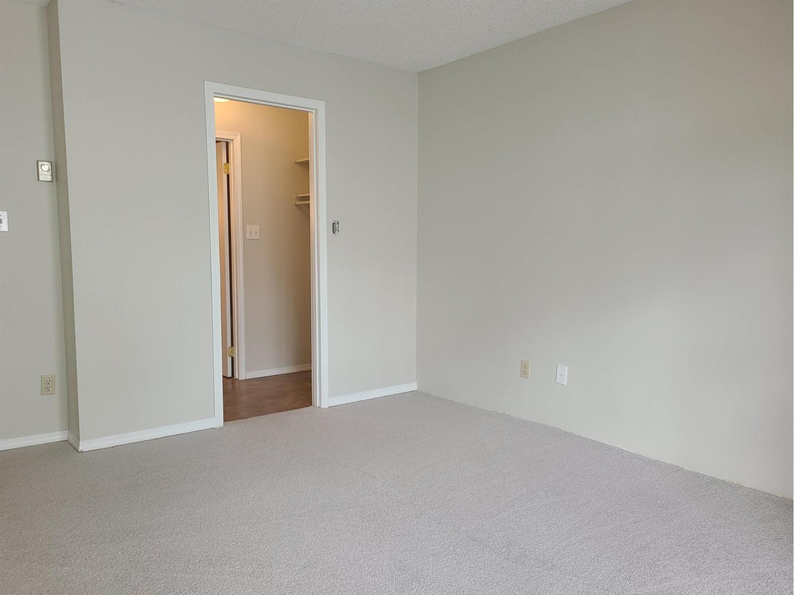 111 1521 BLACKWOOD STREET, White Rock