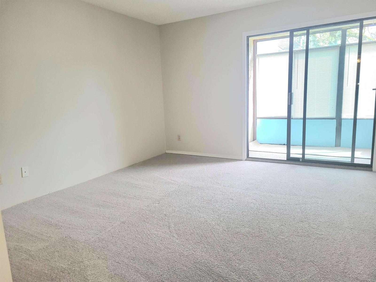 111 1521 BLACKWOOD STREET, White Rock