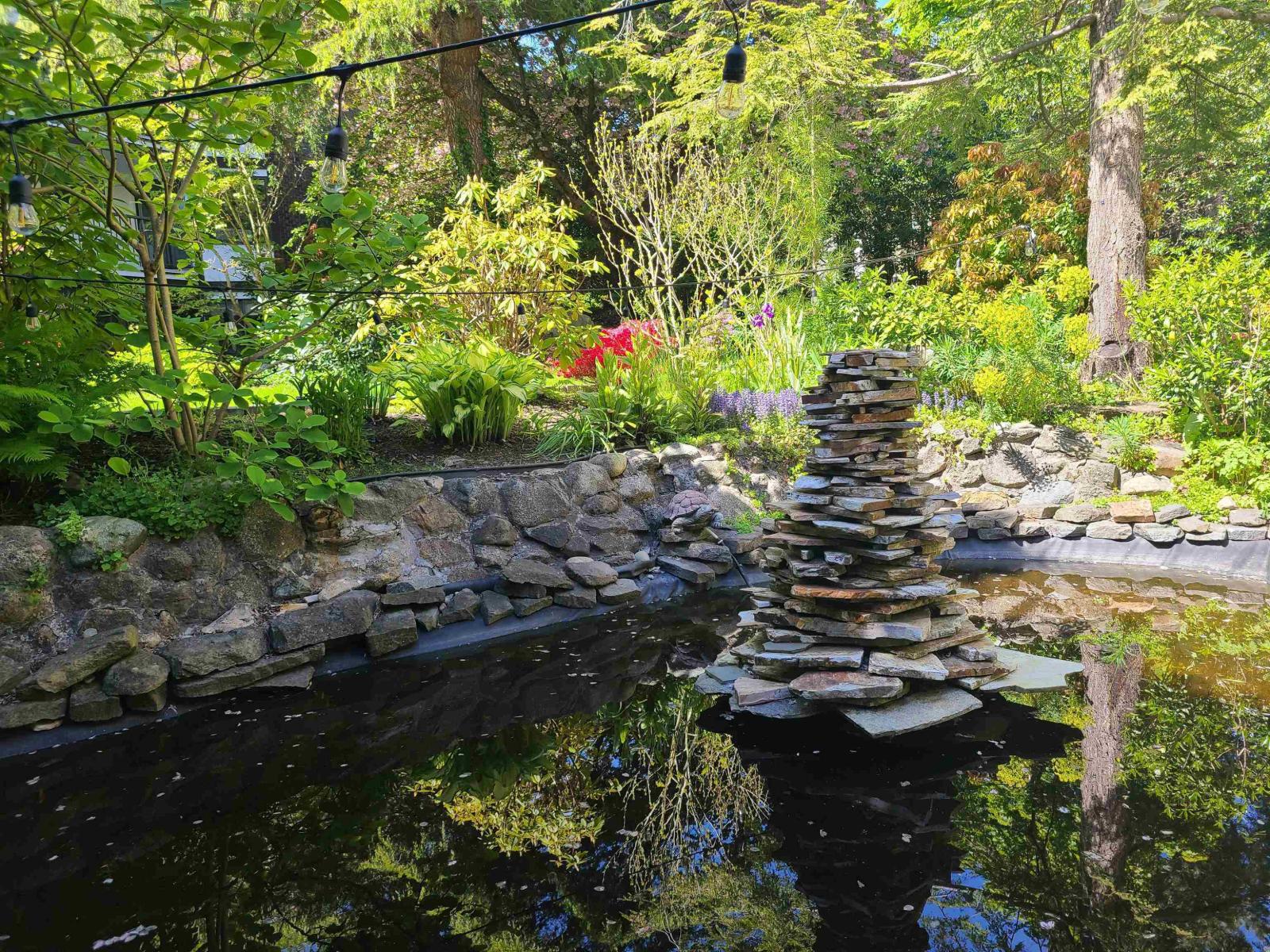 111 1521 BLACKWOOD STREET, White Rock