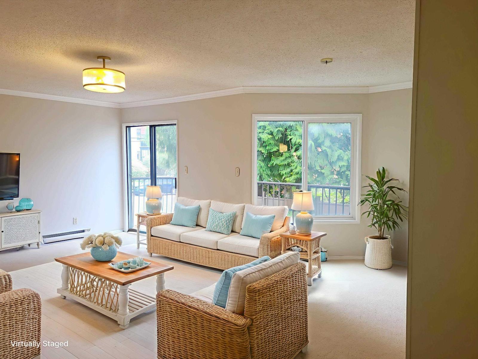 111 1521 BLACKWOOD STREET, White Rock