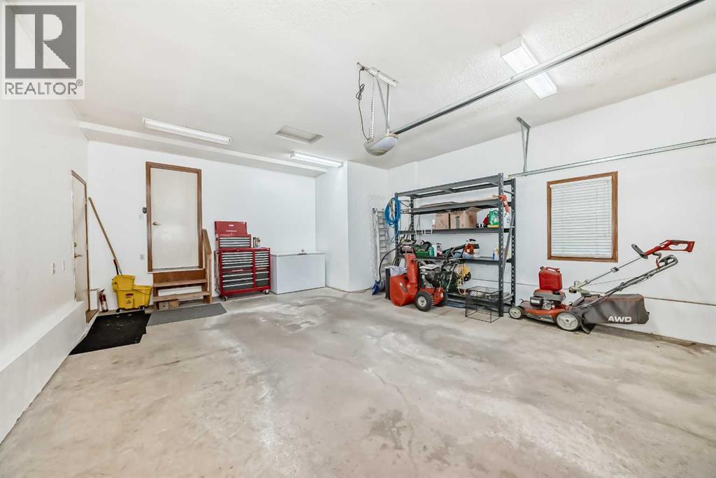 Single Family House for Sale in  Mckenzie Lake Way SE McKenzie Lake Calgary 