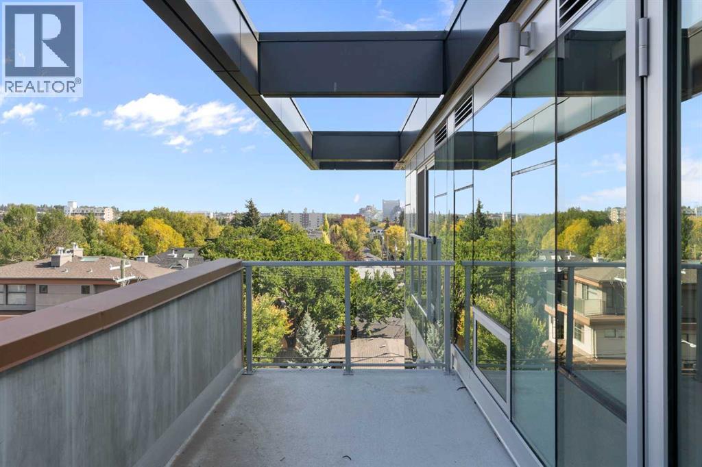 Single Family House for Sale in   A Street NW West Hillhurst Calgary 