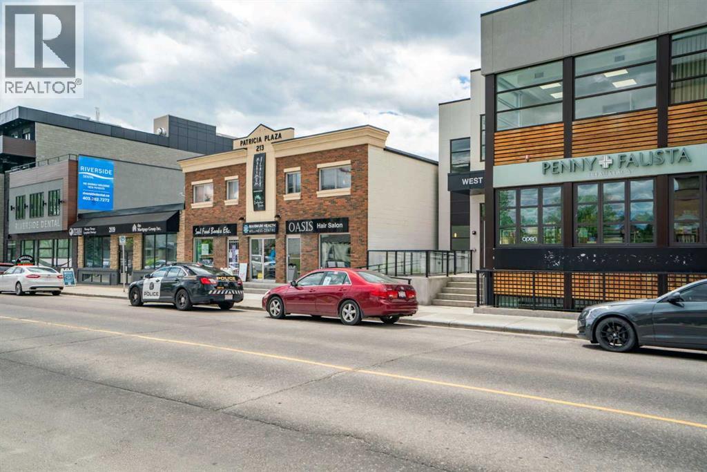 Single Family House for Sale in   A Street NW West Hillhurst Calgary 