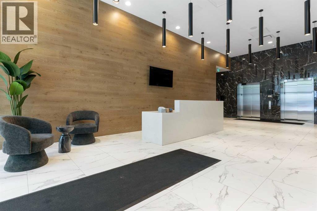 Single Family House for Sale in   A Street NW West Hillhurst Calgary 