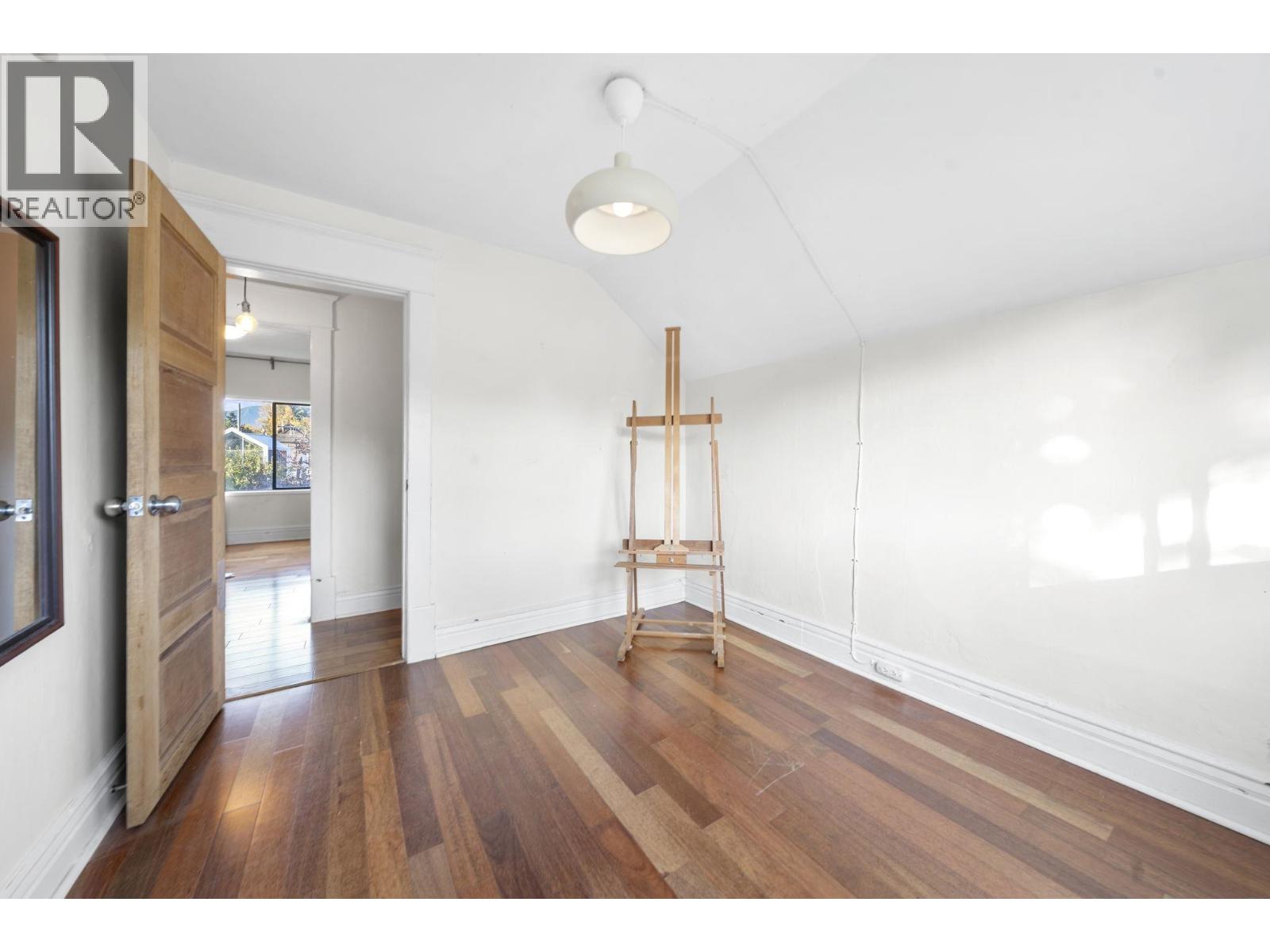 858 UNION STREET, Vancouver