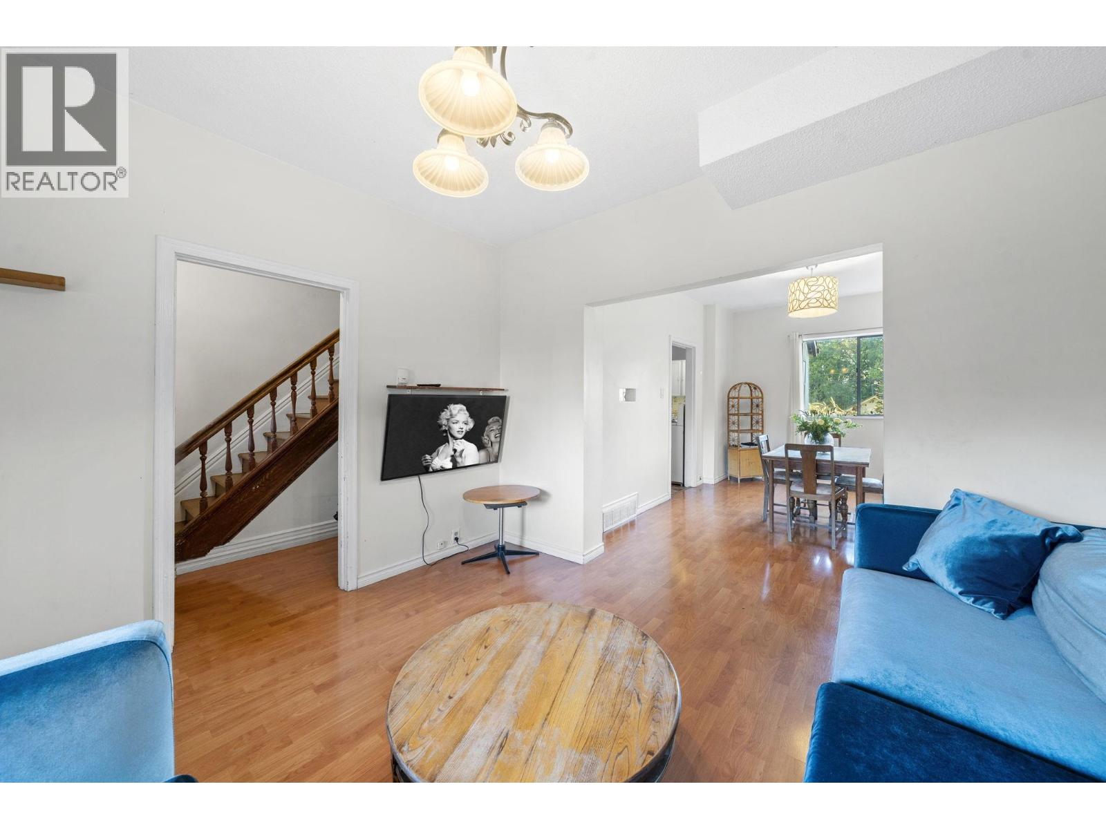 858 UNION STREET, Vancouver