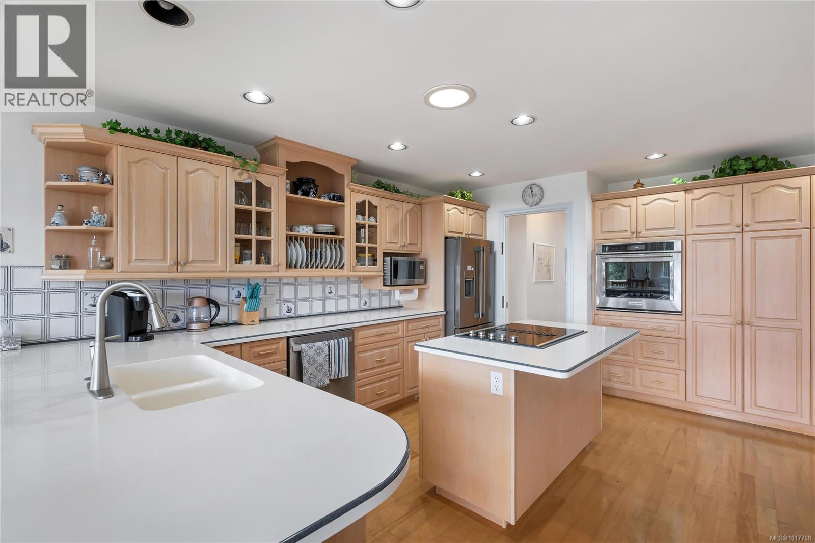  6572 Bird's Eye Drive, Duncan