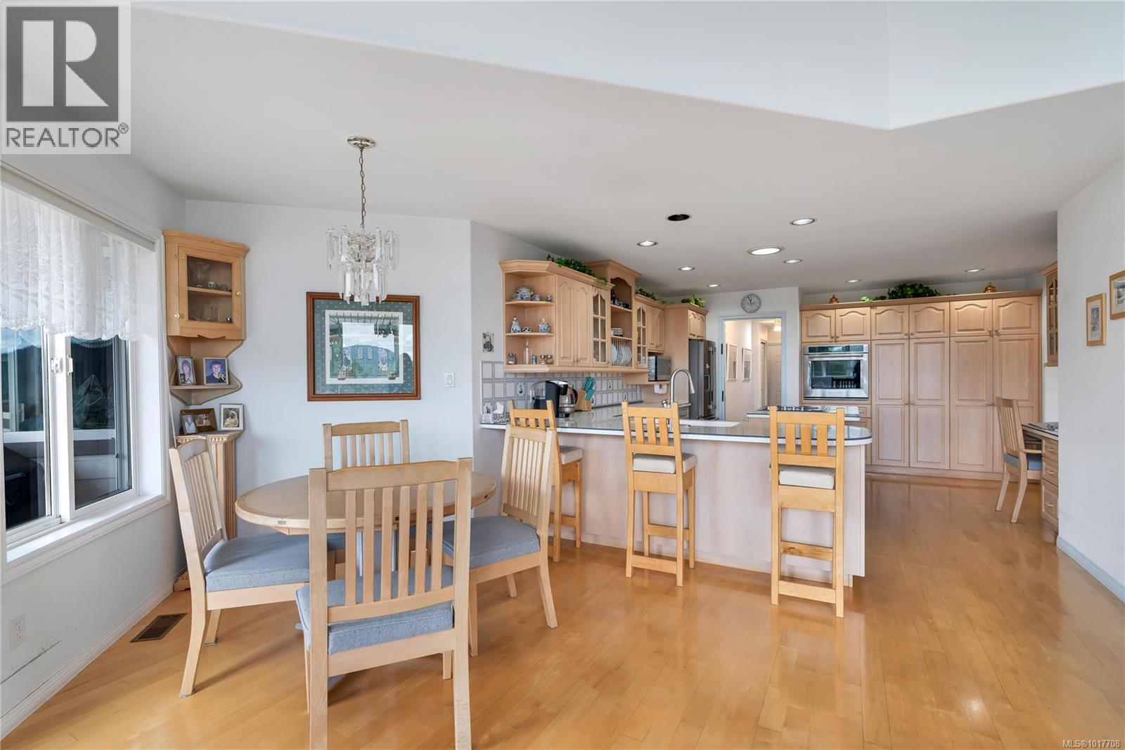  6572 Bird's Eye Drive, Duncan