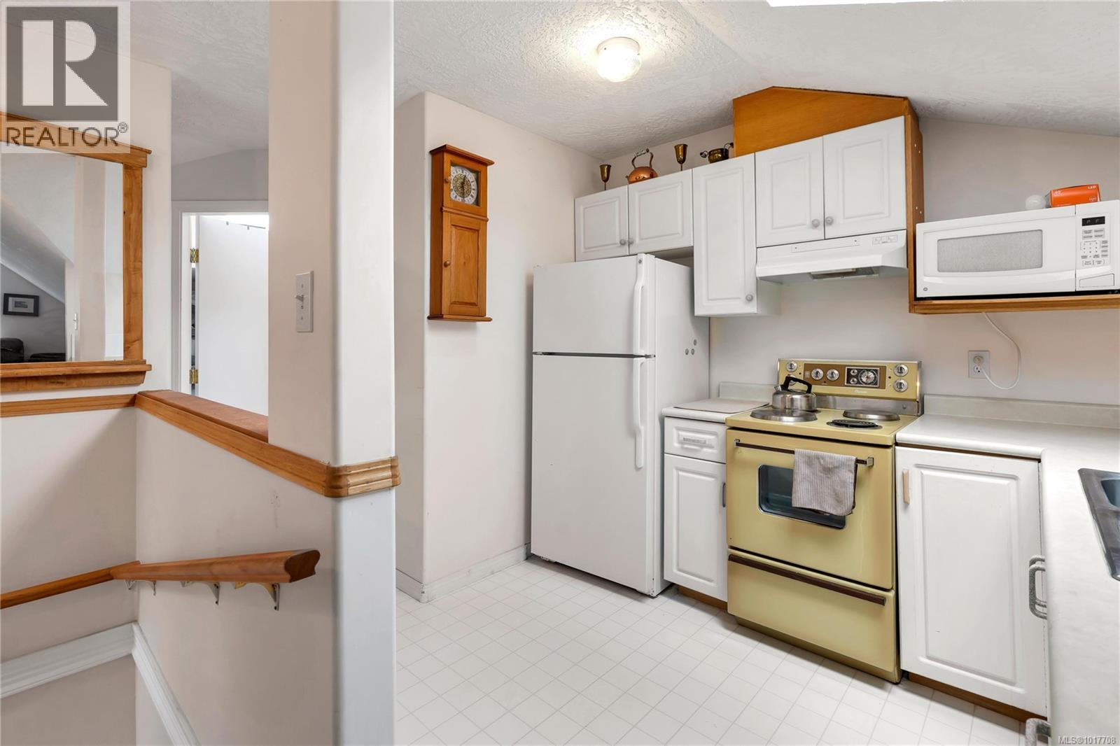  6572 Bird's Eye Drive, Duncan
