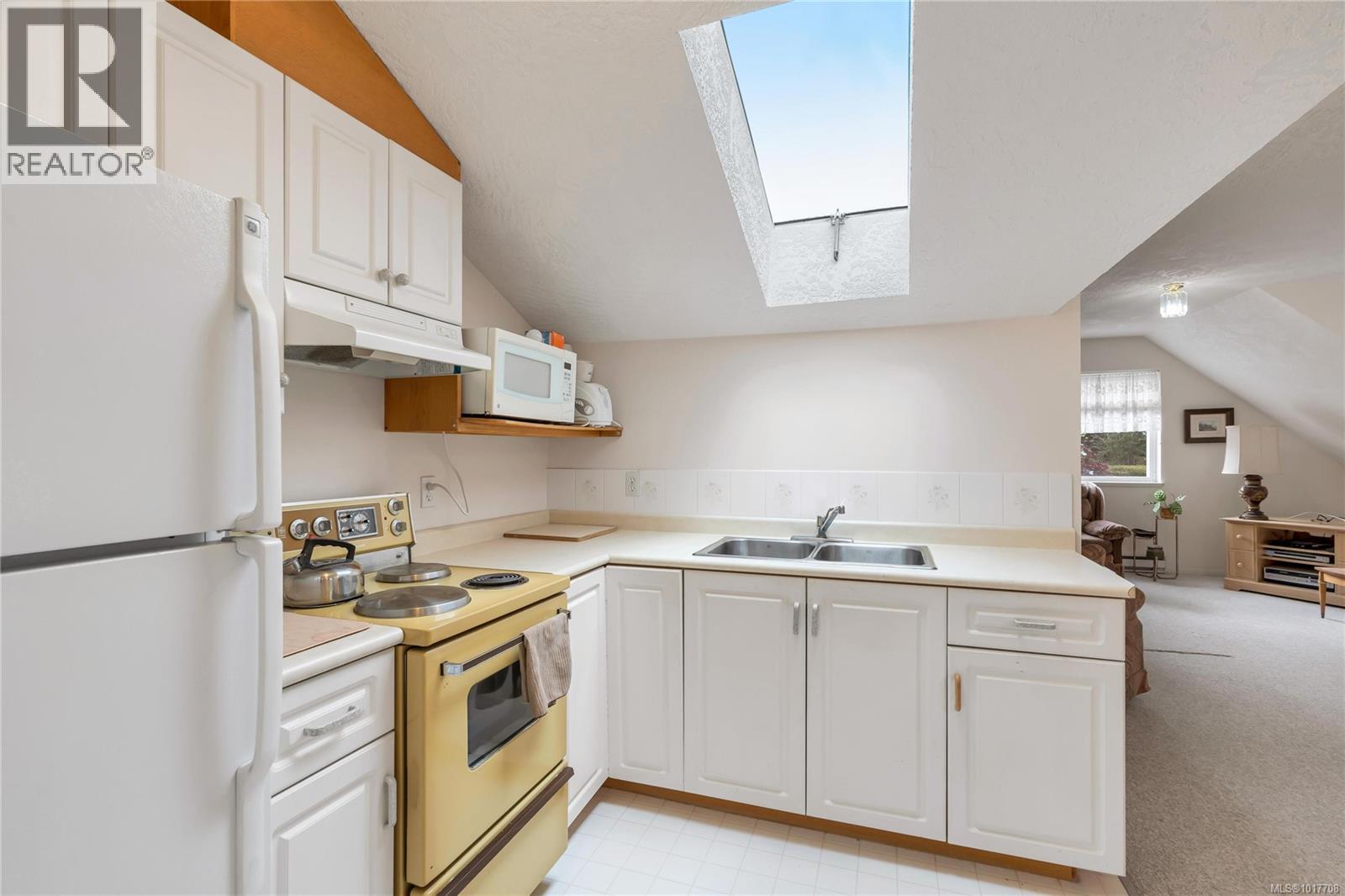  6572 Bird's Eye Drive, Duncan