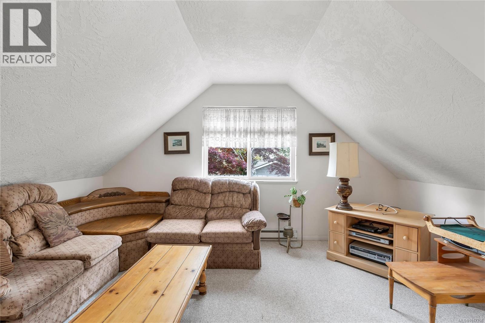  6572 Bird's Eye Drive, Duncan